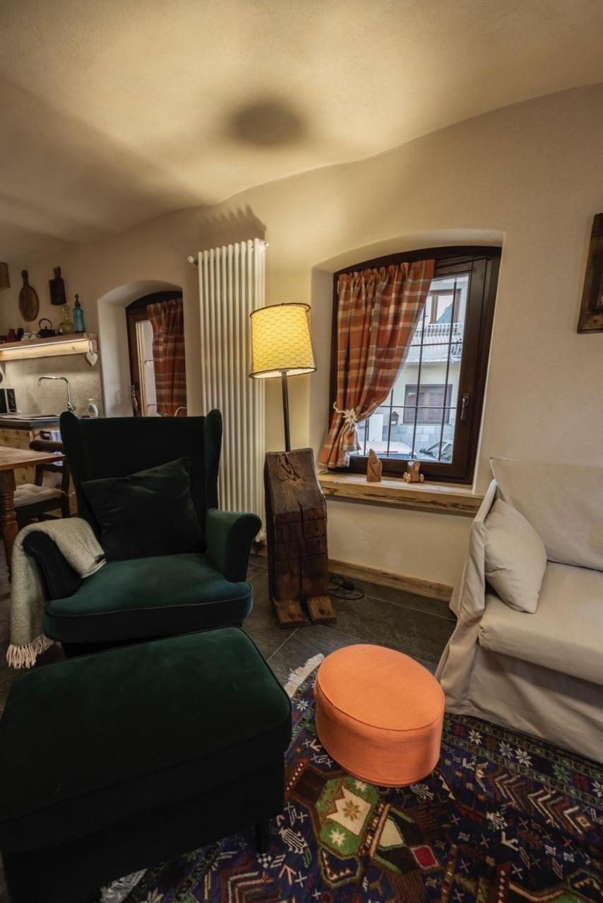 La Casa Del Cuore Apartment Fenis Luaran gambar